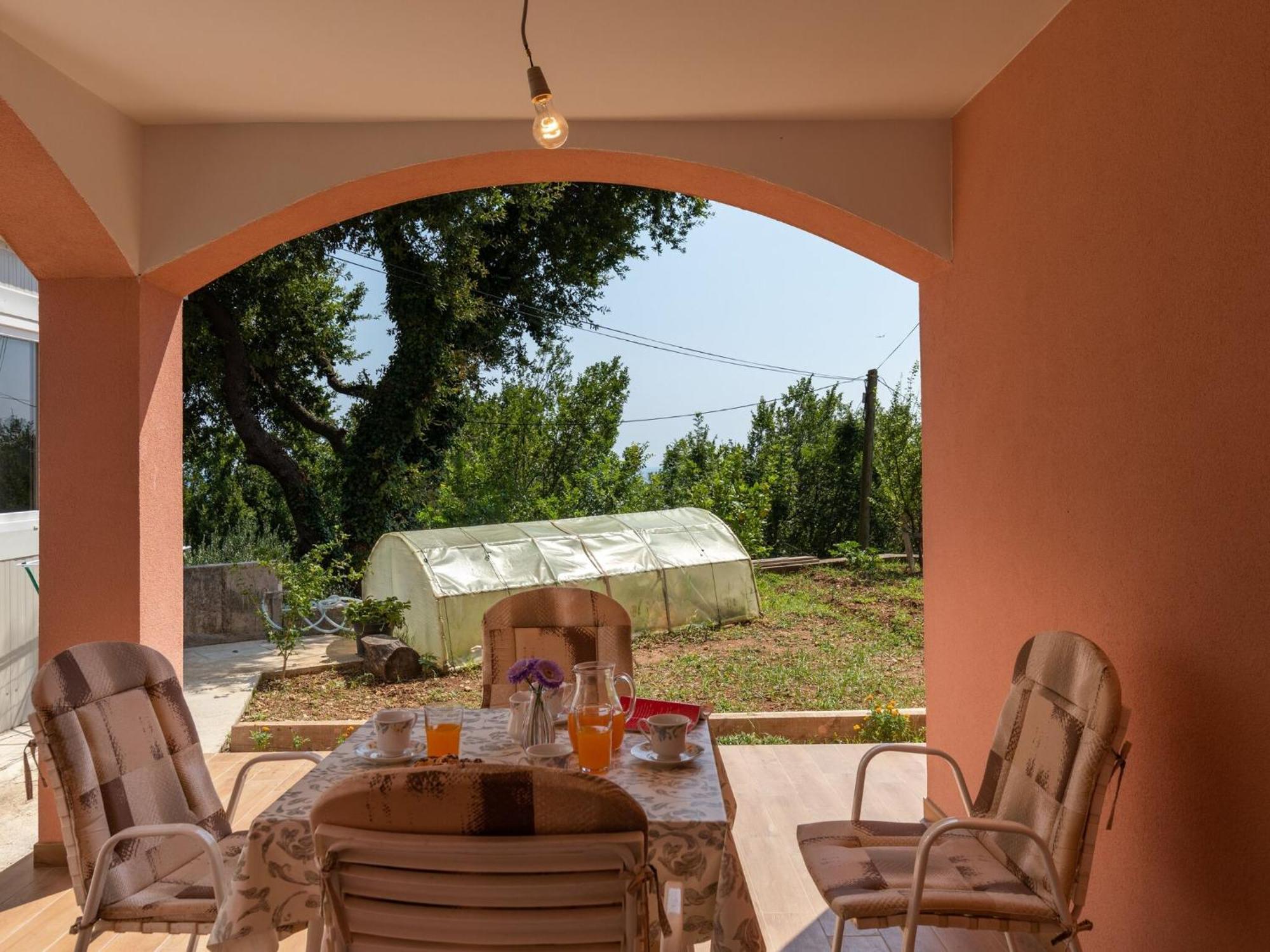 Nike - Two-bedroom With Terrace * Mlini